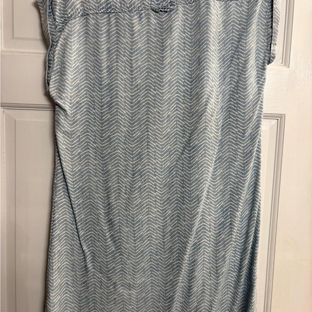 Vineyard Vines‎ Blue and White Zigzag Dress size 2 - Picture 10 of 12